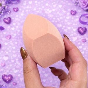 Peach Makeup Sponge